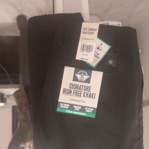 Dockers Signature Iorn Free Khaki Straight Fit Black Pants 32x29